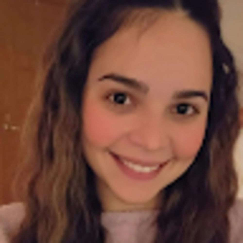 Meet your Posher, Maria fernanda